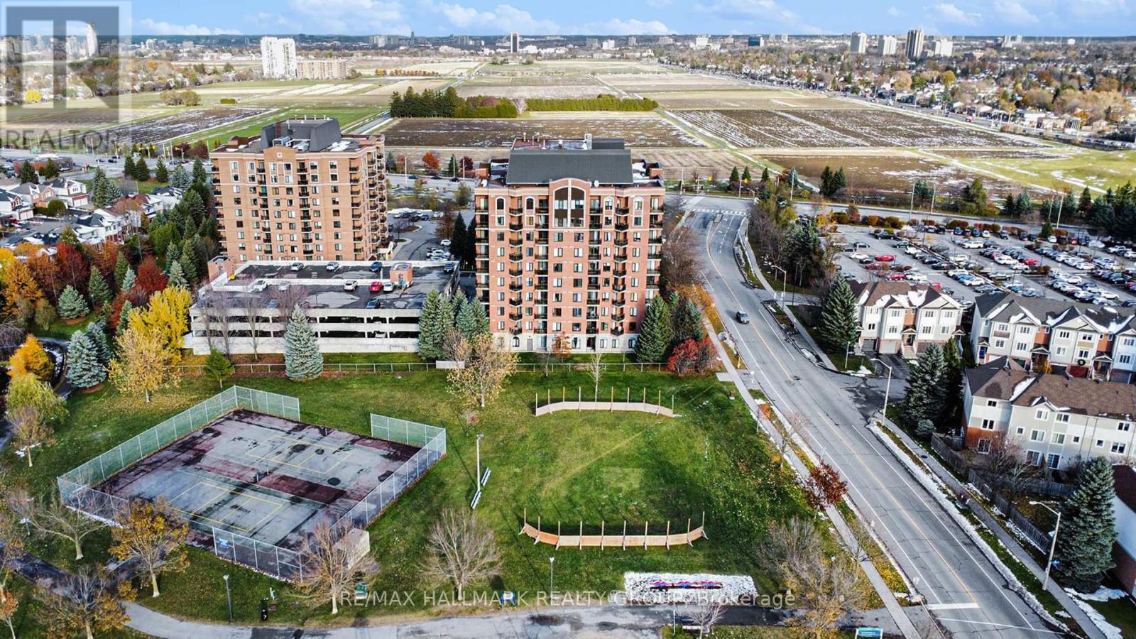 8f - 310 Central Park Drive, Ottawa, Ontario  K2C 4G4 - Photo 24 - X12544734