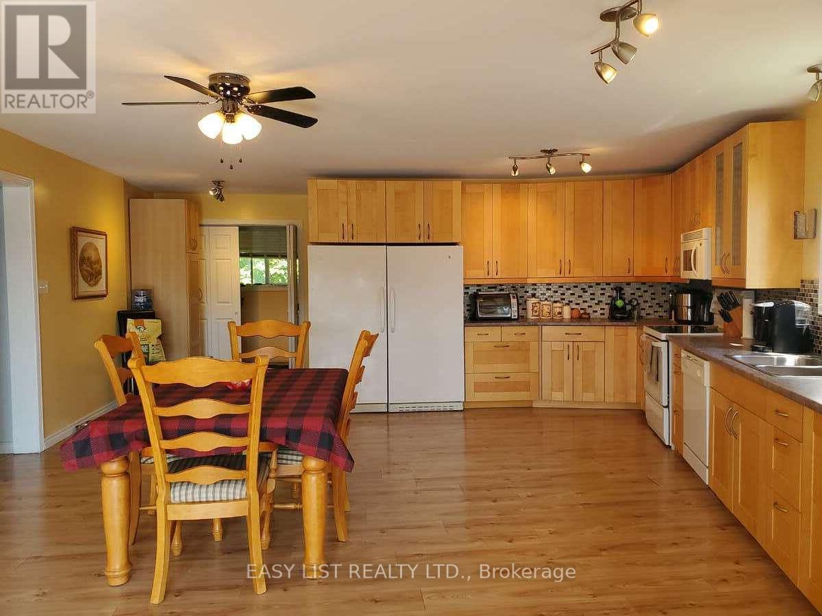 16 Fire Route 122, Trent Lakes, Ontario  K0M 1A0 - Photo 10 - X12542798