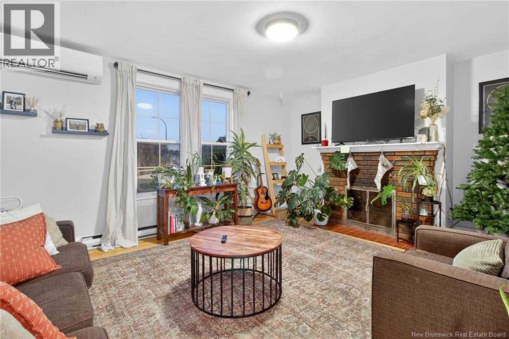 366-368 Cameron Street, Moncton, New Brunswick  E1C 2M9 - Photo 3 - NB130108