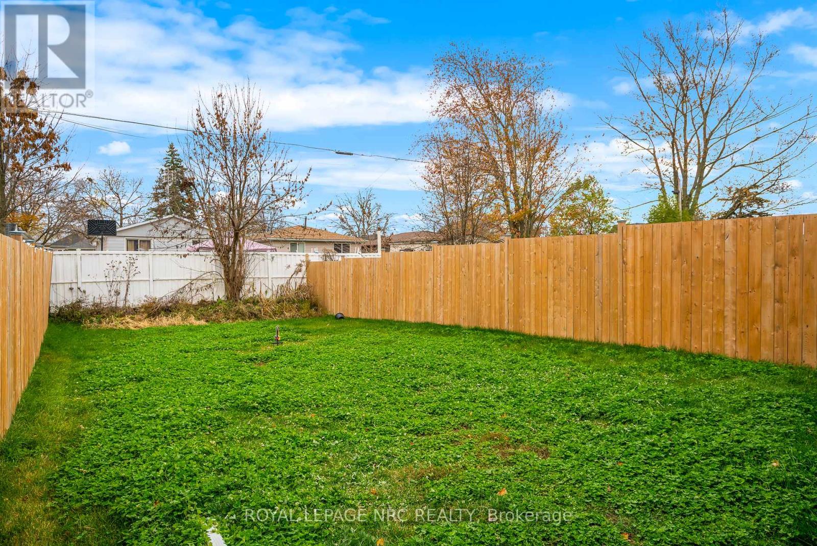 305 Chaffey Street, Welland, Ontario L3B 0K5 - Photo 8 - X12544810