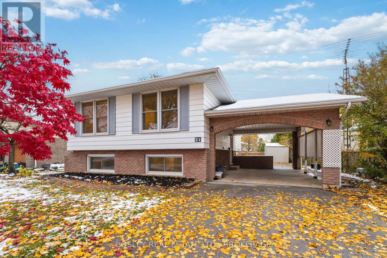 21 JEANETTE DRIVE, st. catharines (vine/linwell), Ontario