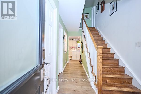 69 Rolling Meadows Boulevard S, Pelham, Ontario L0S 1E4 - Photo 14 - X12544946