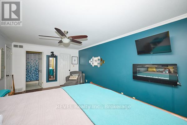 69 Rolling Meadows Boulevard S, Pelham, Ontario L0S 1E4 - Photo 18 - X12544946