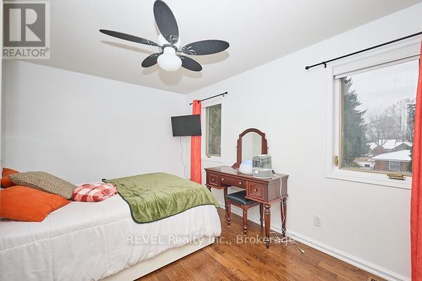 69 Rolling Meadows Boulevard S, Pelham, Ontario L0S 1E4 - Photo 21 - X12544946