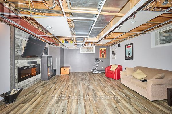 69 Rolling Meadows Boulevard S, Pelham, Ontario L0S 1E4 - Photo 25 - X12544946