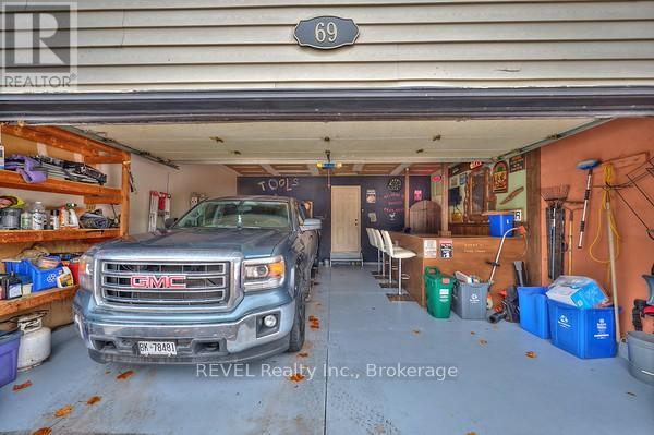 69 Rolling Meadows Boulevard S, Pelham, Ontario L0S 1E4 - Photo 4 - X12544946