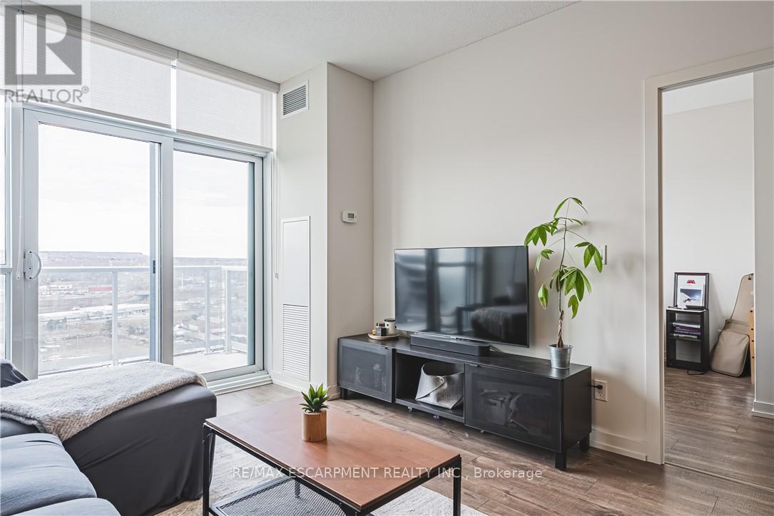 2001 - 2093 Fairview Street, Burlington, Ontario  L7R 0E6 - Photo 18 - W12544592