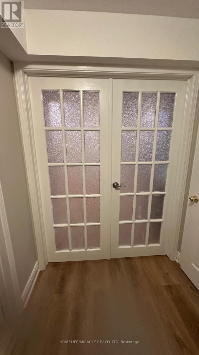 7100 Walworth Court, Mississauga, Ontario  L5N 7L4 - Photo 6 - W12544602