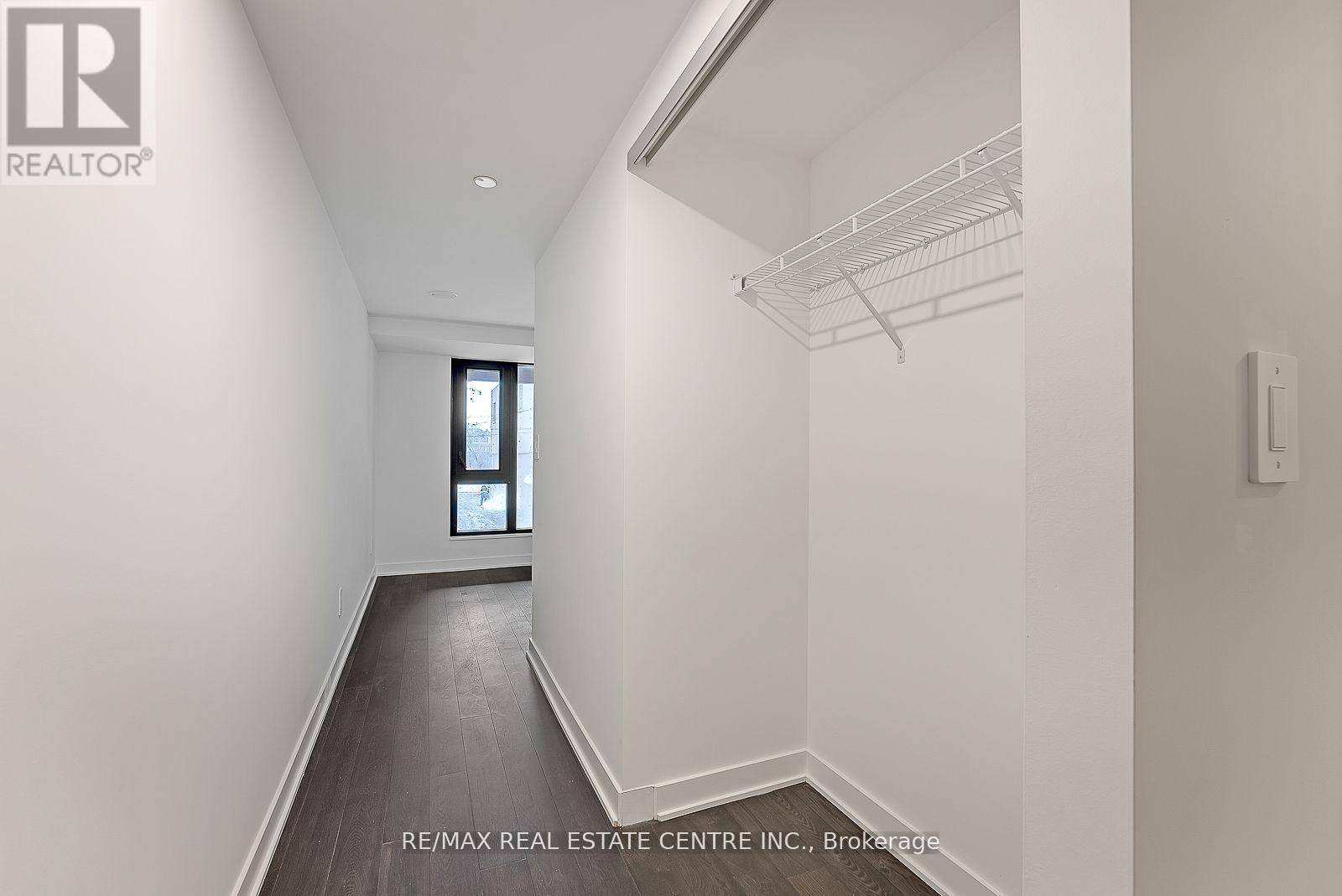 7 Watkinson Avenue, Toronto, Ontario  M6P 1Y2 - Photo 23 - W12544622