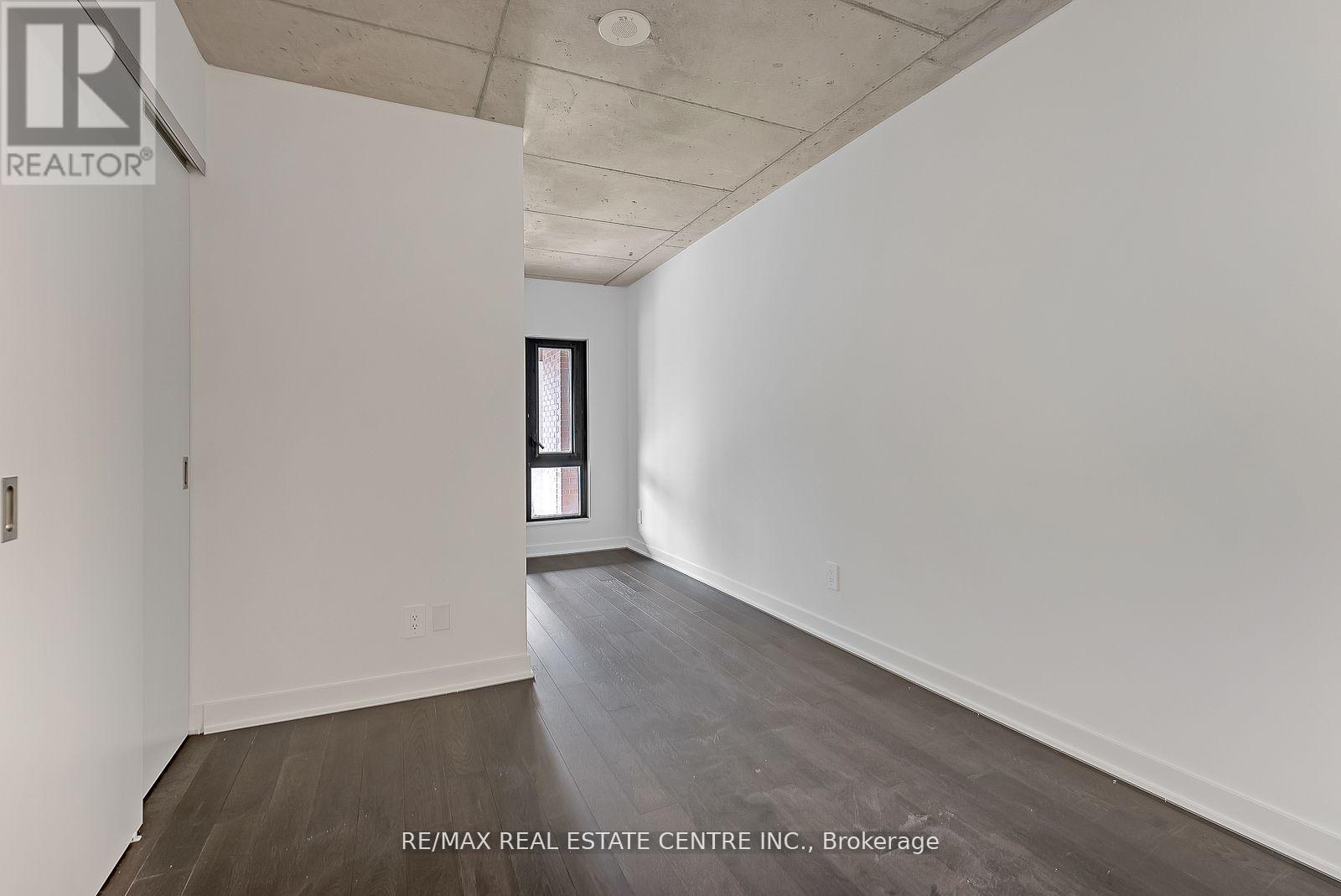 7 Watkinson Avenue, Toronto, Ontario  M6P 1Y2 - Photo 27 - W12544622