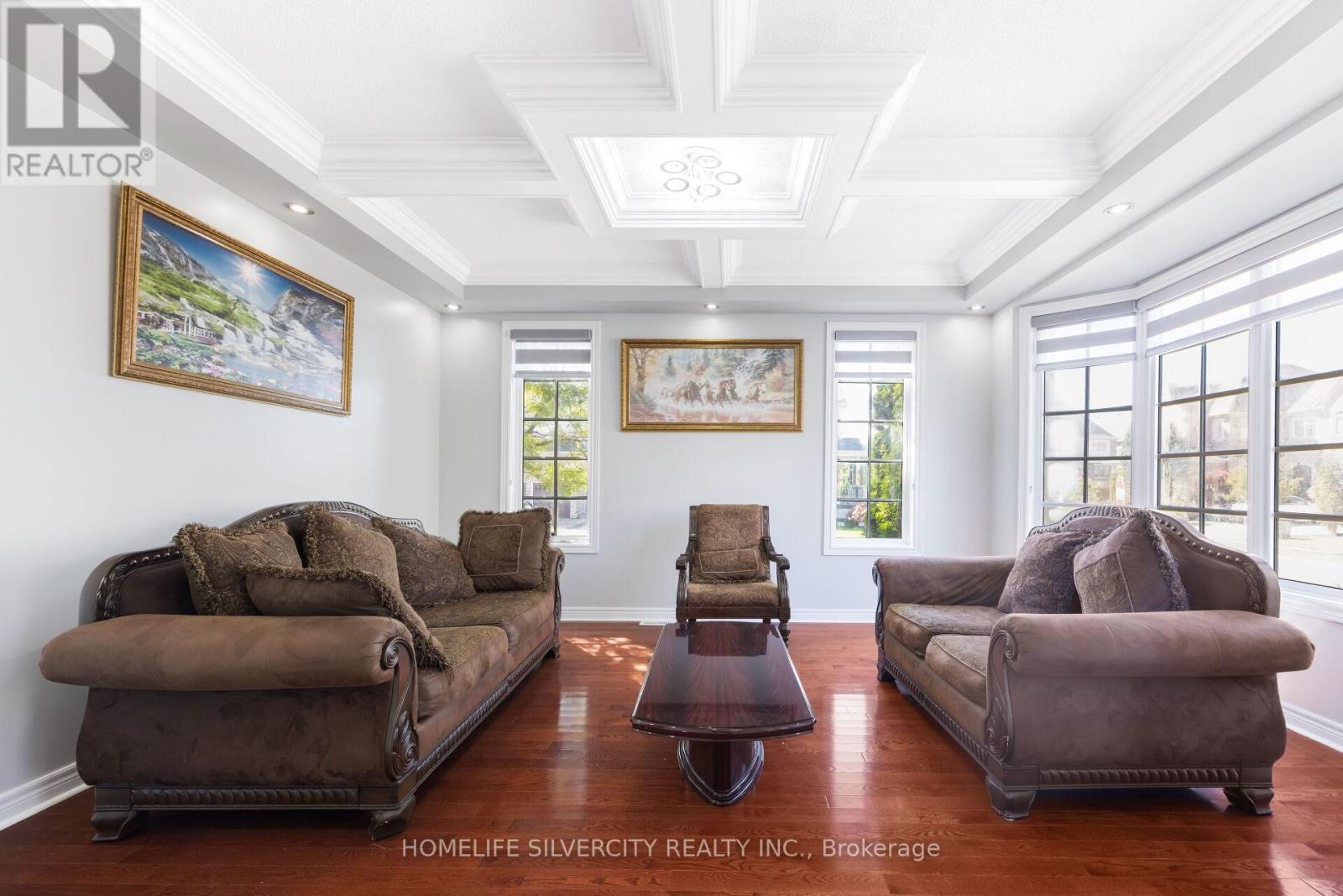 29 Sagebrook Road, Brampton, Ontario  L6P 2Y5 - Photo 5 - W12544628