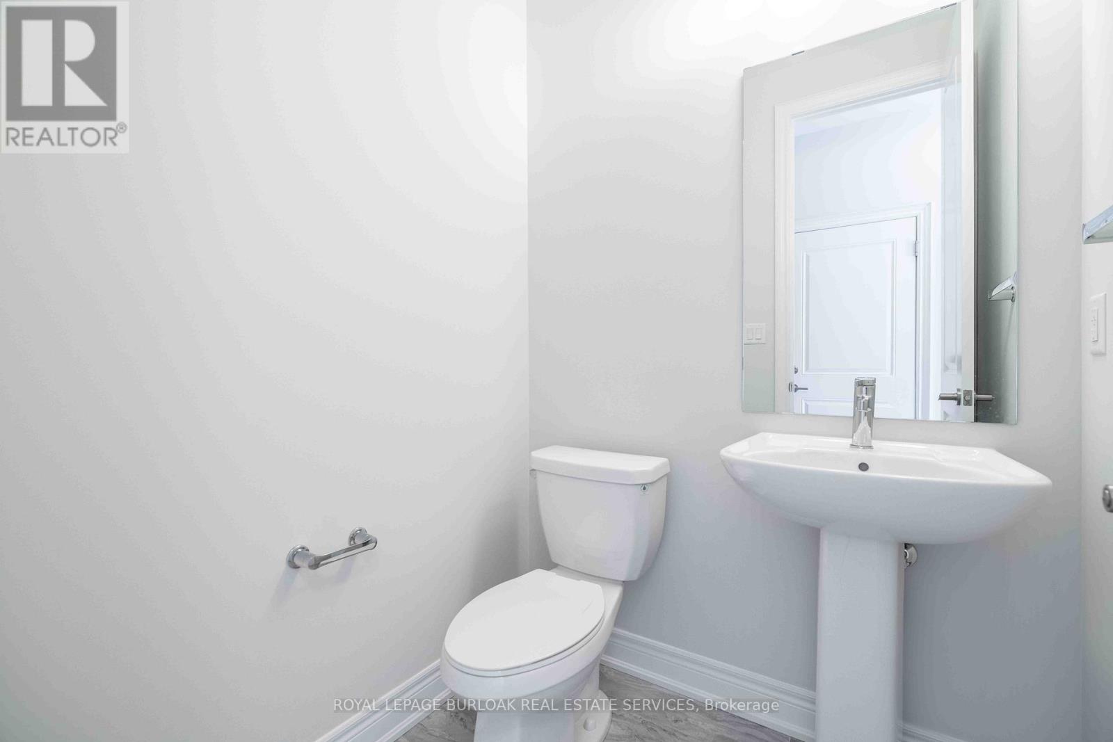 19 - 2184 Postmaster Drive, Oakville, Ontario  L6M 3X2 - Photo 15 - W12544646