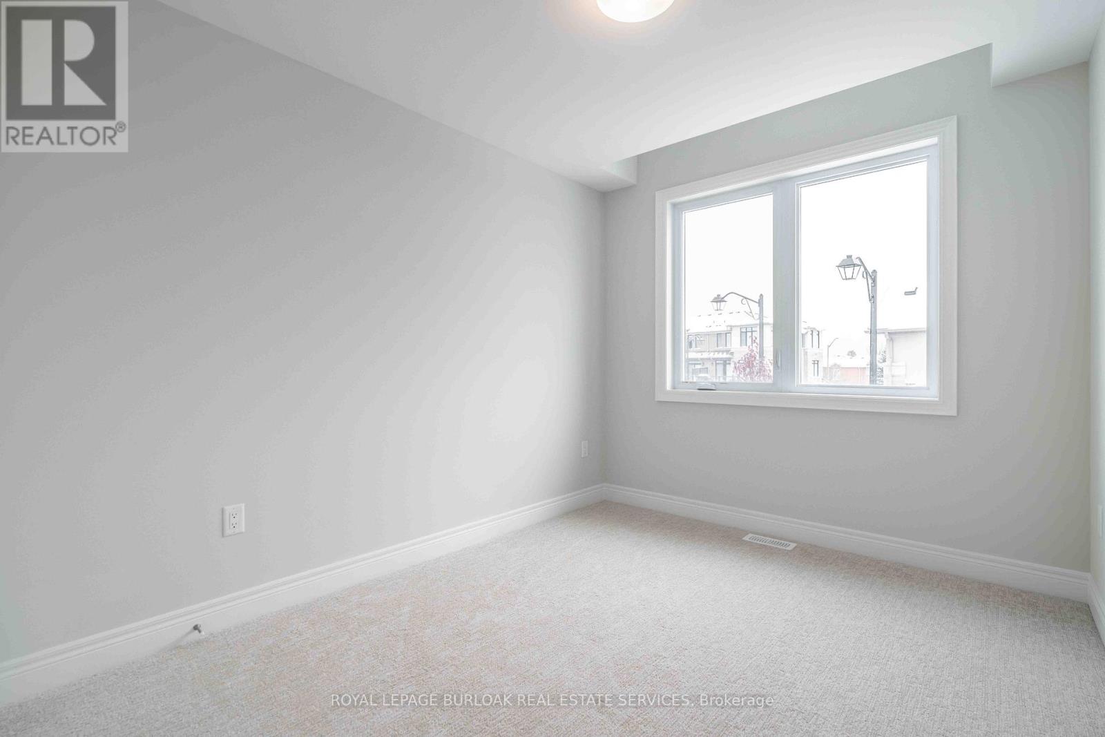 19 - 2184 Postmaster Drive, Oakville, Ontario  L6M 3X2 - Photo 21 - W12544646