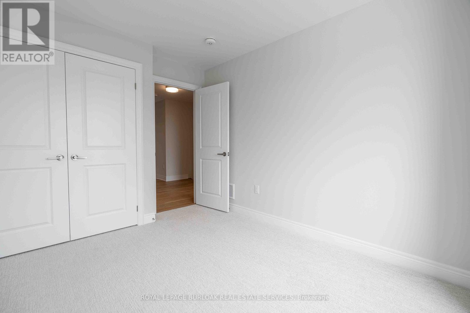 19 - 2184 Postmaster Drive, Oakville, Ontario  L6M 3X2 - Photo 24 - W12544646