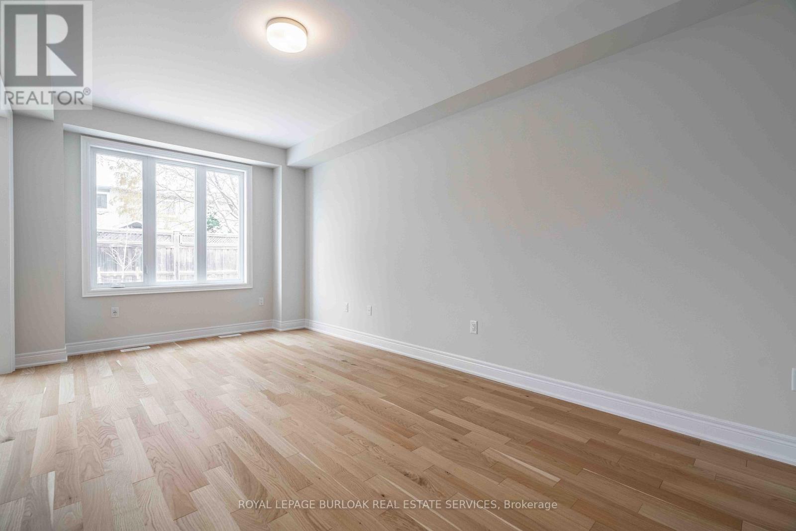 19 - 2184 Postmaster Drive, Oakville, Ontario  L6M 3X2 - Photo 6 - W12544646