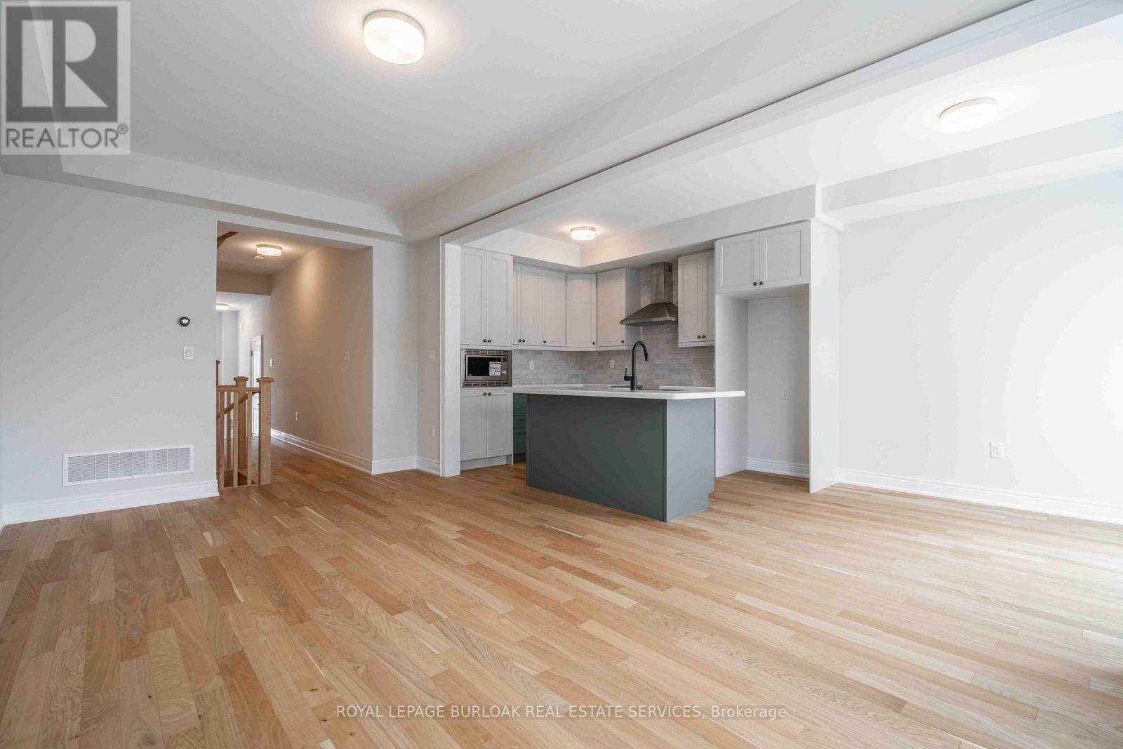 19 - 2184 Postmaster Drive, Oakville, Ontario  L6M 3X2 - Photo 7 - W12544646