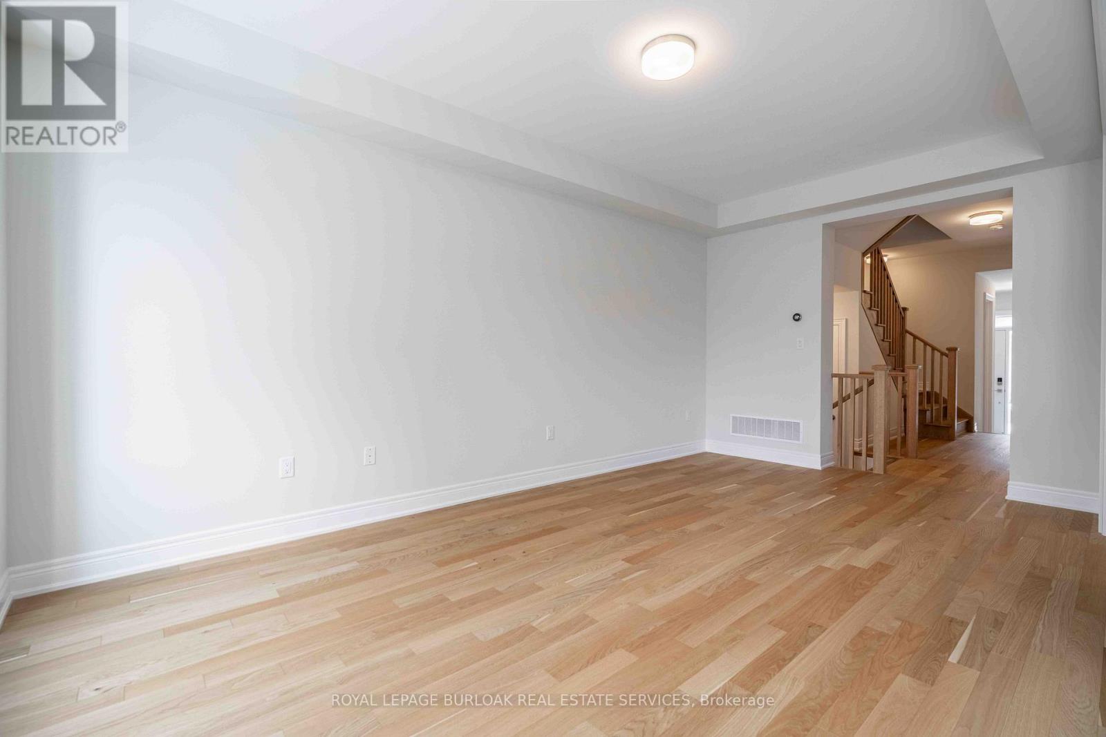 19 - 2184 Postmaster Drive, Oakville, Ontario  L6M 3X2 - Photo 8 - W12544646