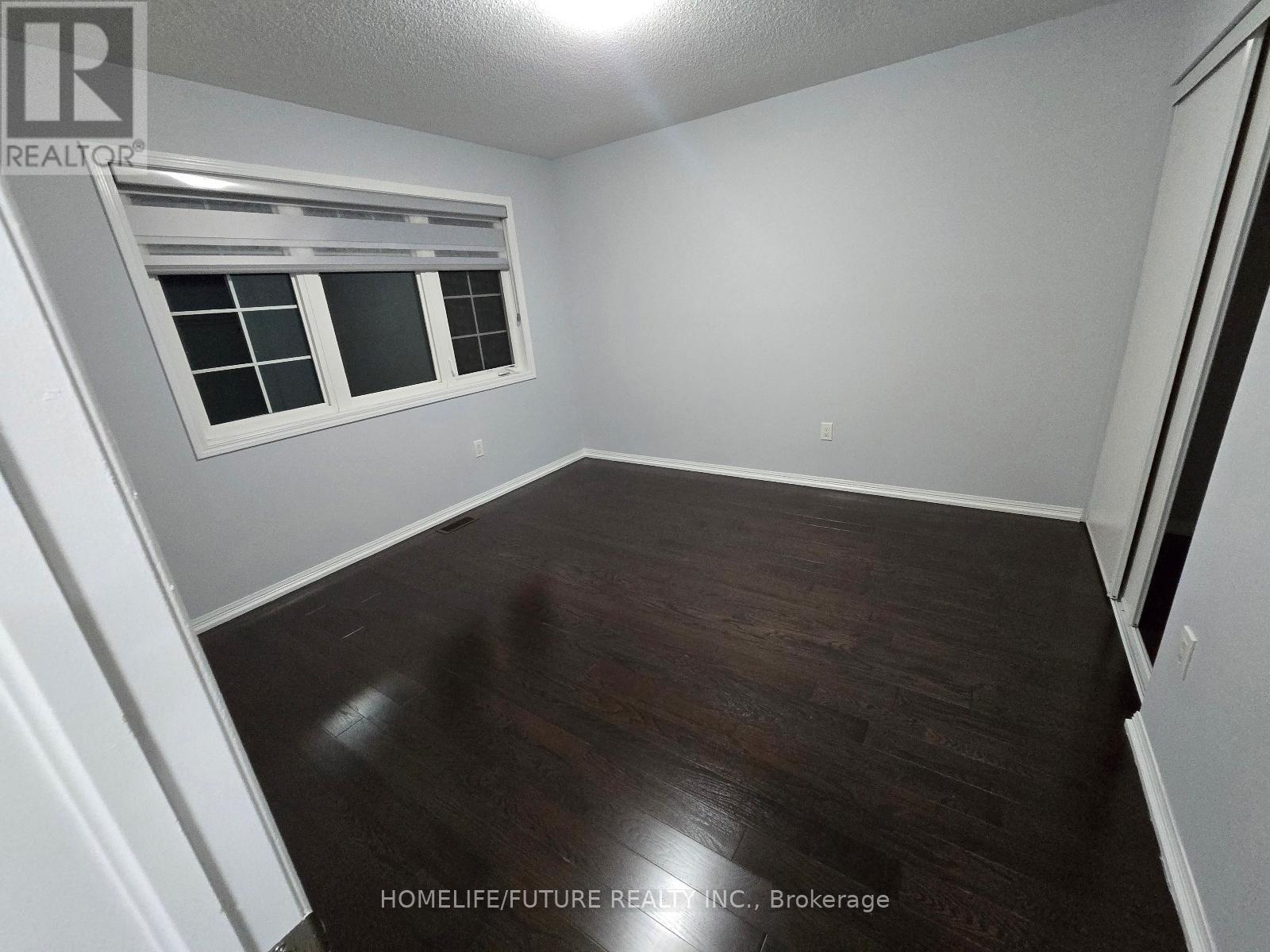 (Main & 2nd Flr) - 36 Ventura Avenue, Brampton, Ontario  L6Y 4Y8 - Photo 9 - W12544662