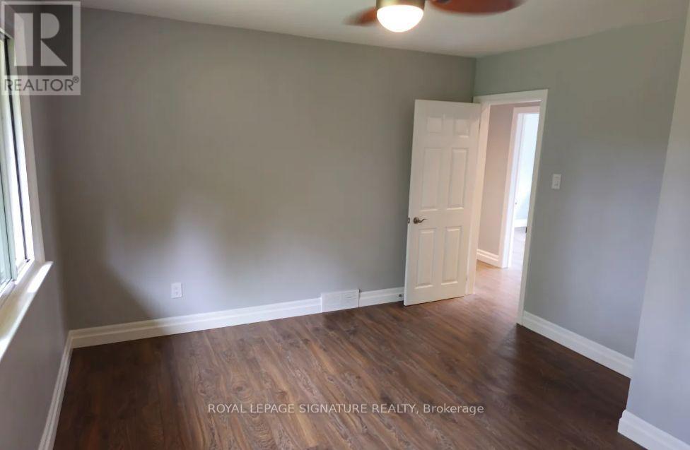 1457 Rometown Drive, Mississauga, Ontario  L5E 2T6 - Photo 8 - W12544680