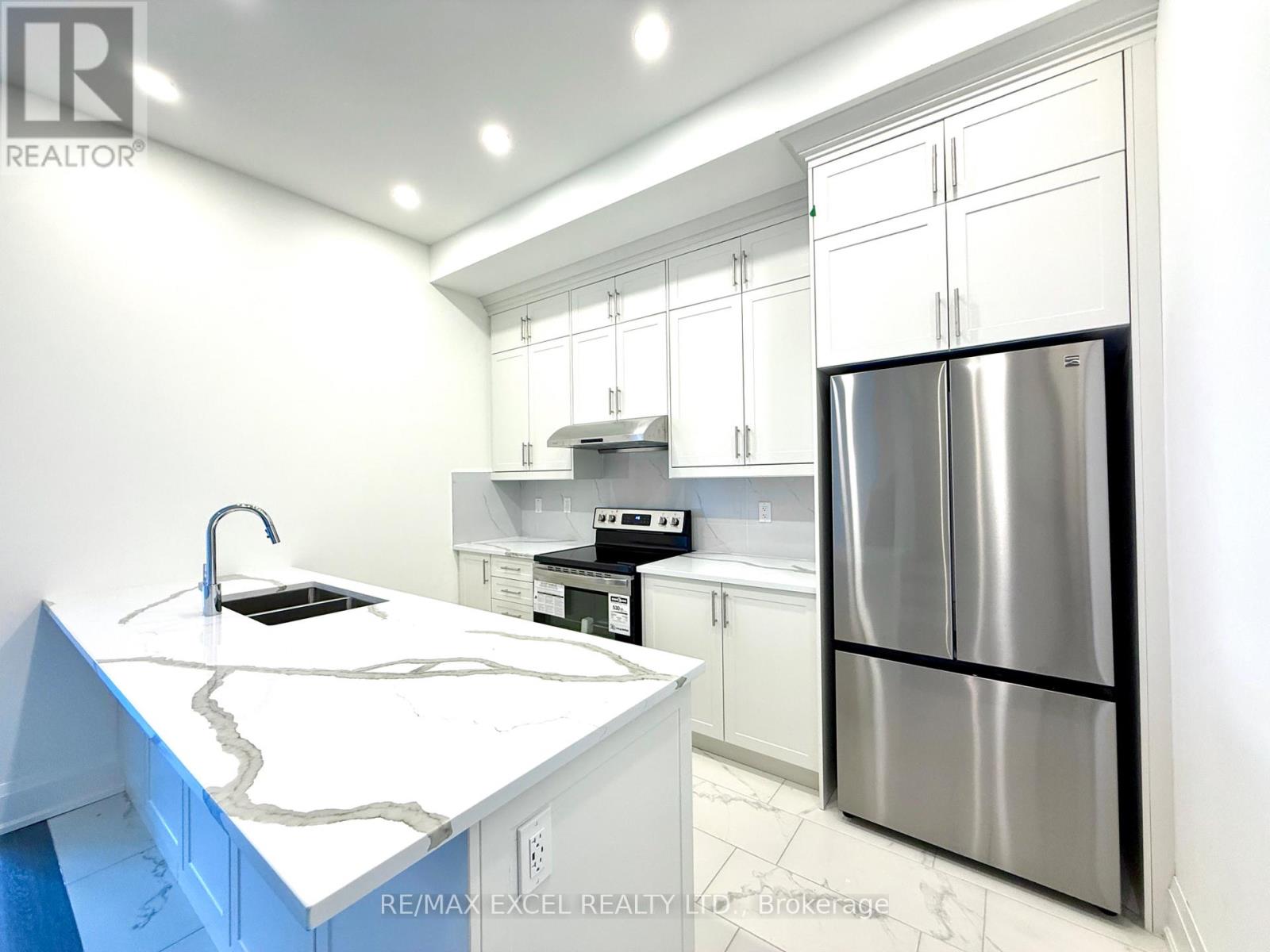 3100 Azam Way, Oakville, Ontario  L6M 4K1 - Photo 11 - W12544688