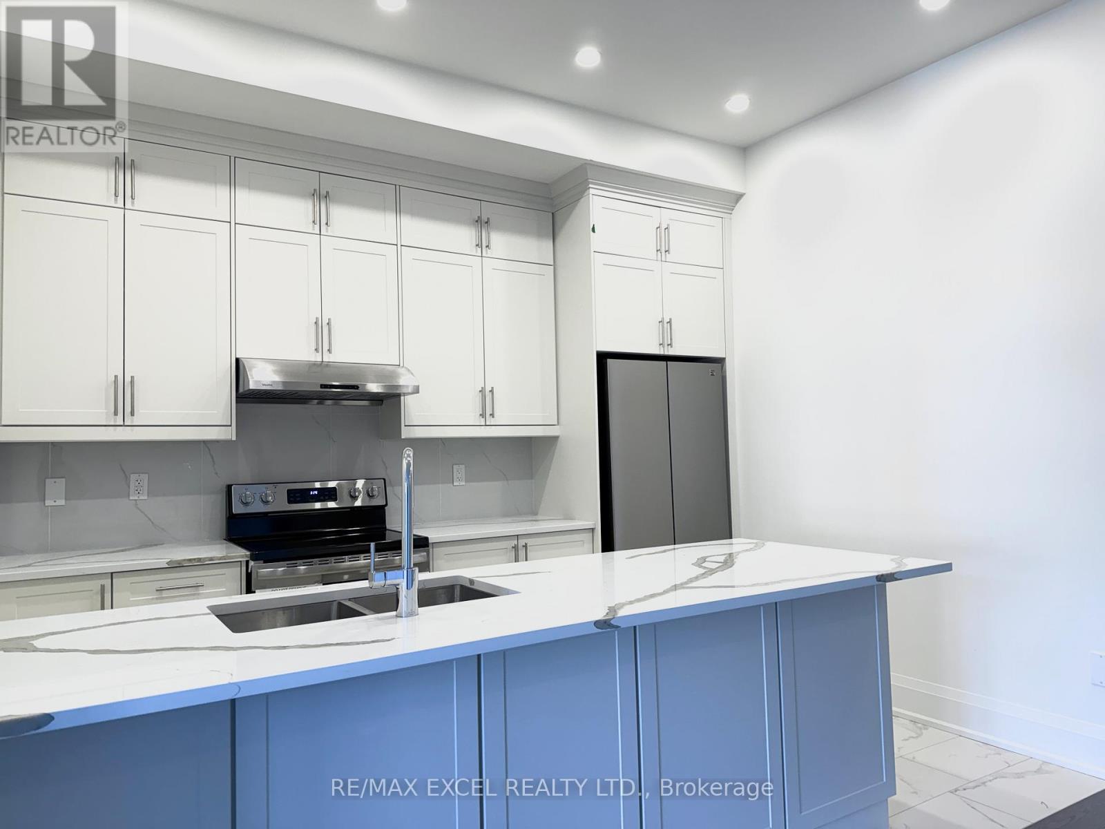 3100 Azam Way, Oakville, Ontario  L6M 4K1 - Photo 12 - W12544688