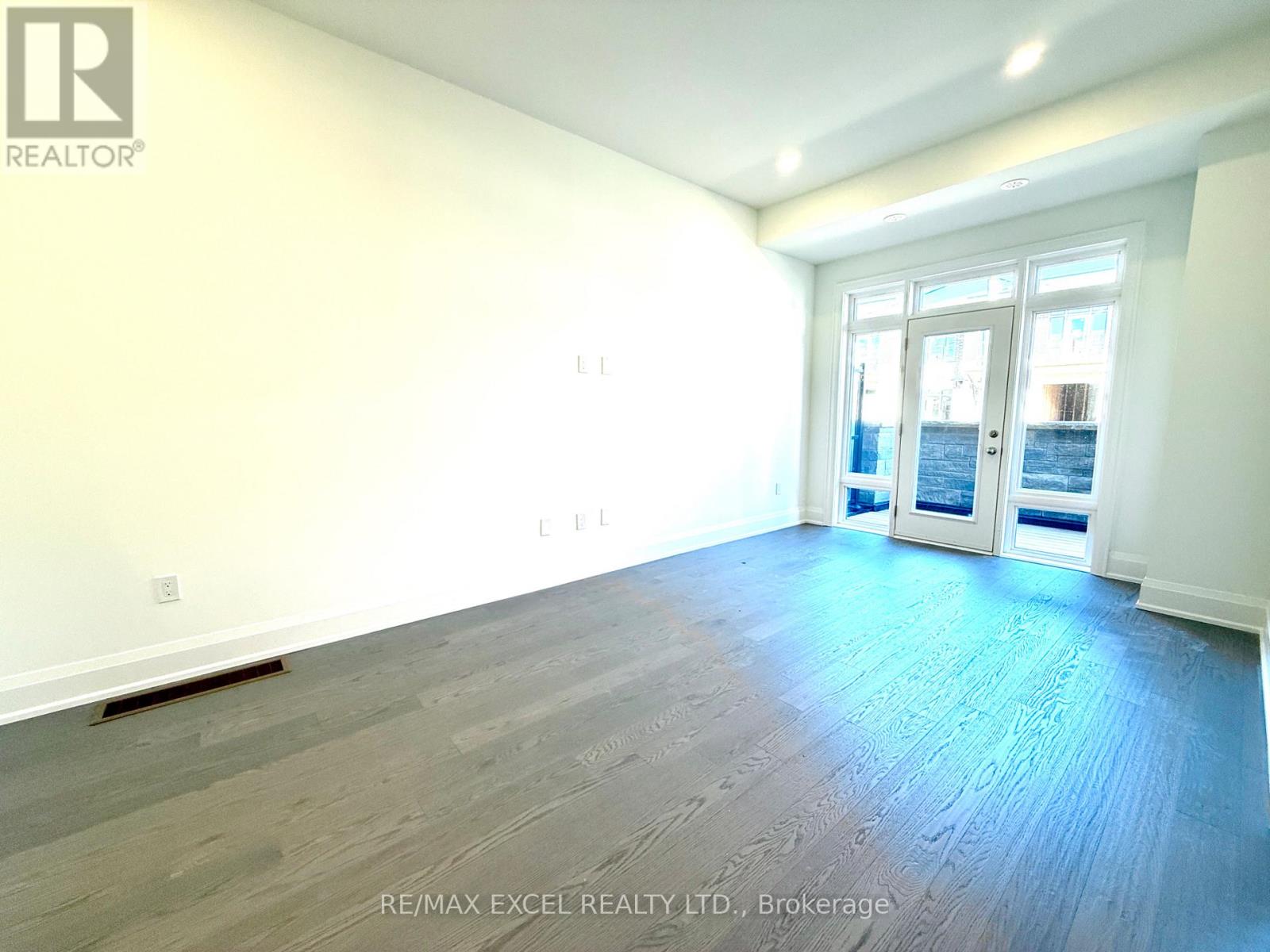 3100 Azam Way, Oakville, Ontario  L6M 4K1 - Photo 13 - W12544688