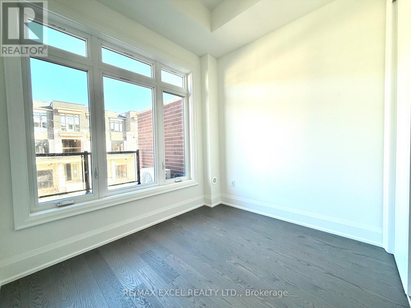 3100 Azam Way, Oakville, Ontario  L6M 4K1 - Photo 17 - W12544688