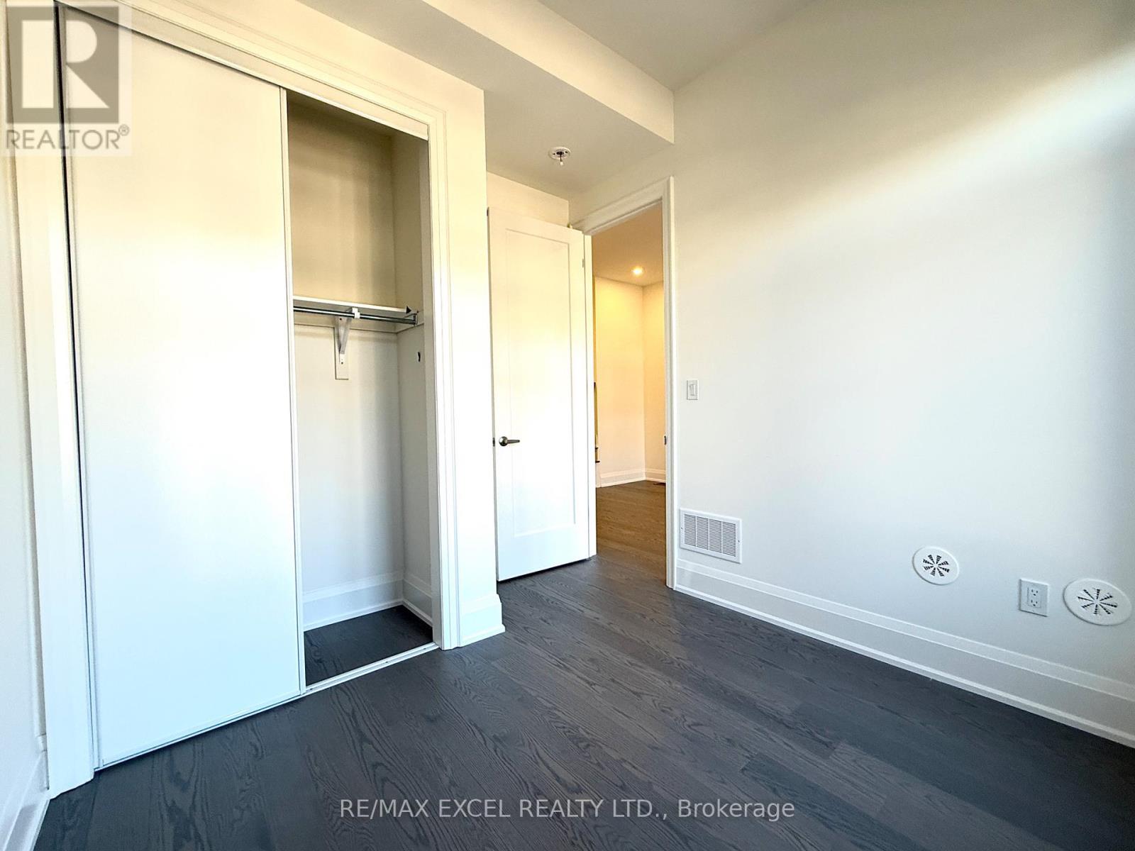 3100 Azam Way, Oakville, Ontario  L6M 4K1 - Photo 18 - W12544688