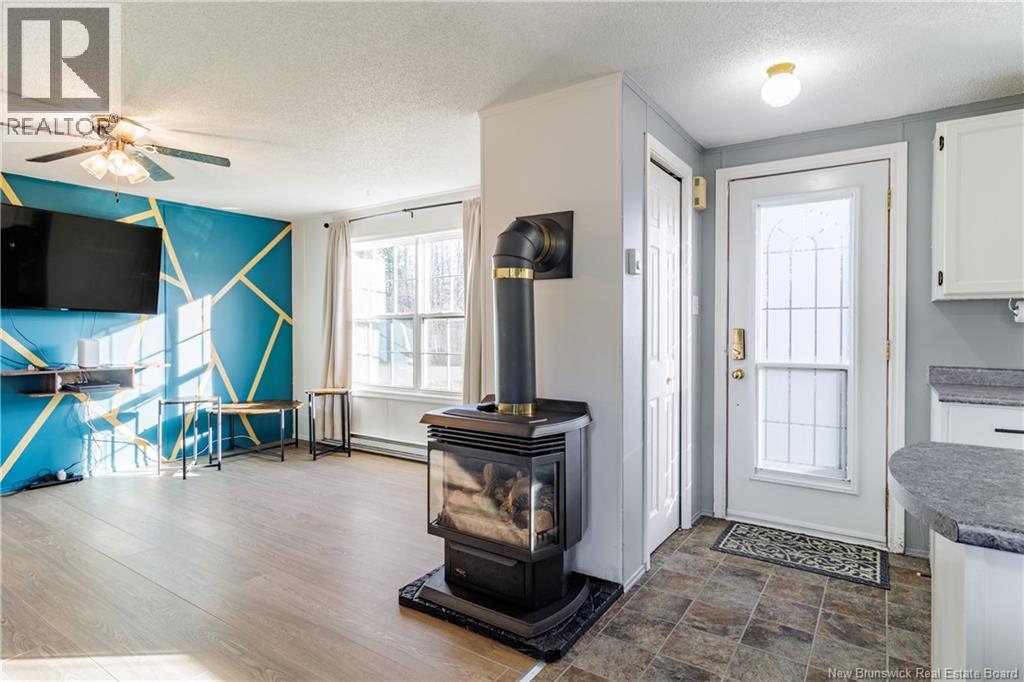 25 Crystal Drive, Waasis, New Brunswick  E3B 9B4 - Photo 12 - NB130093