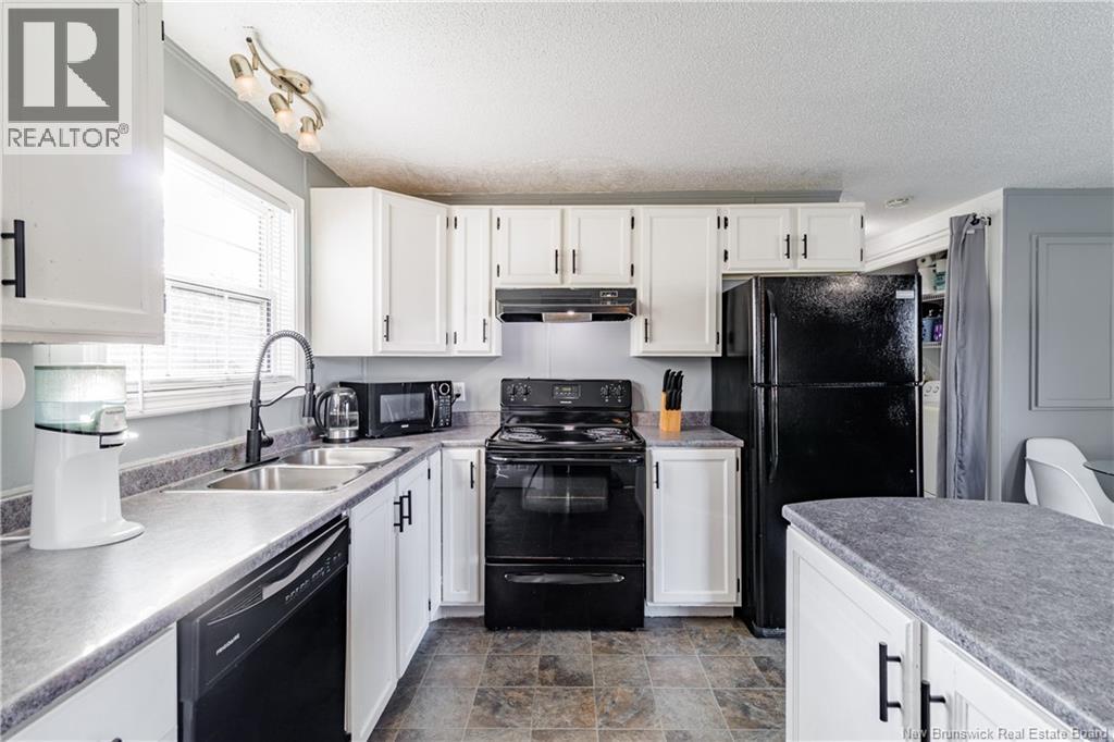 25 Crystal Drive, Waasis, New Brunswick  E3B 9B4 - Photo 7 - NB130093