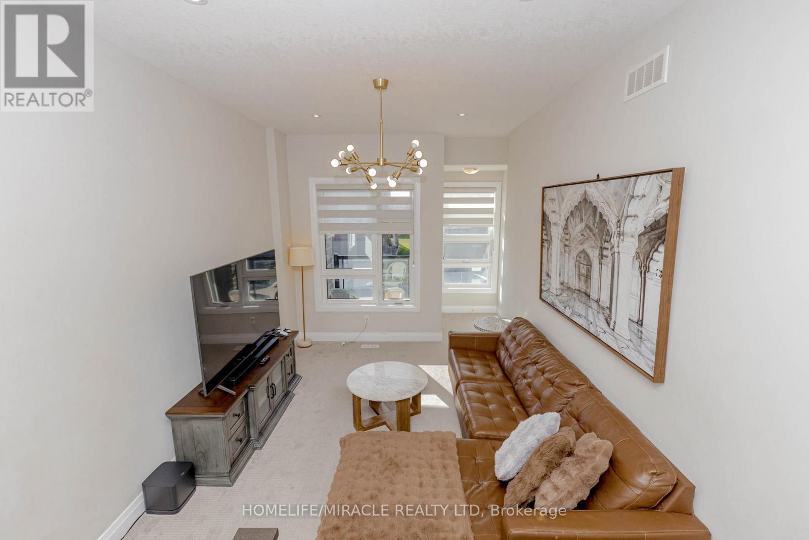 115 Monarch Woods Drive, Kitchener, Ontario  N2P 0K2 - Photo 21 - X12544612