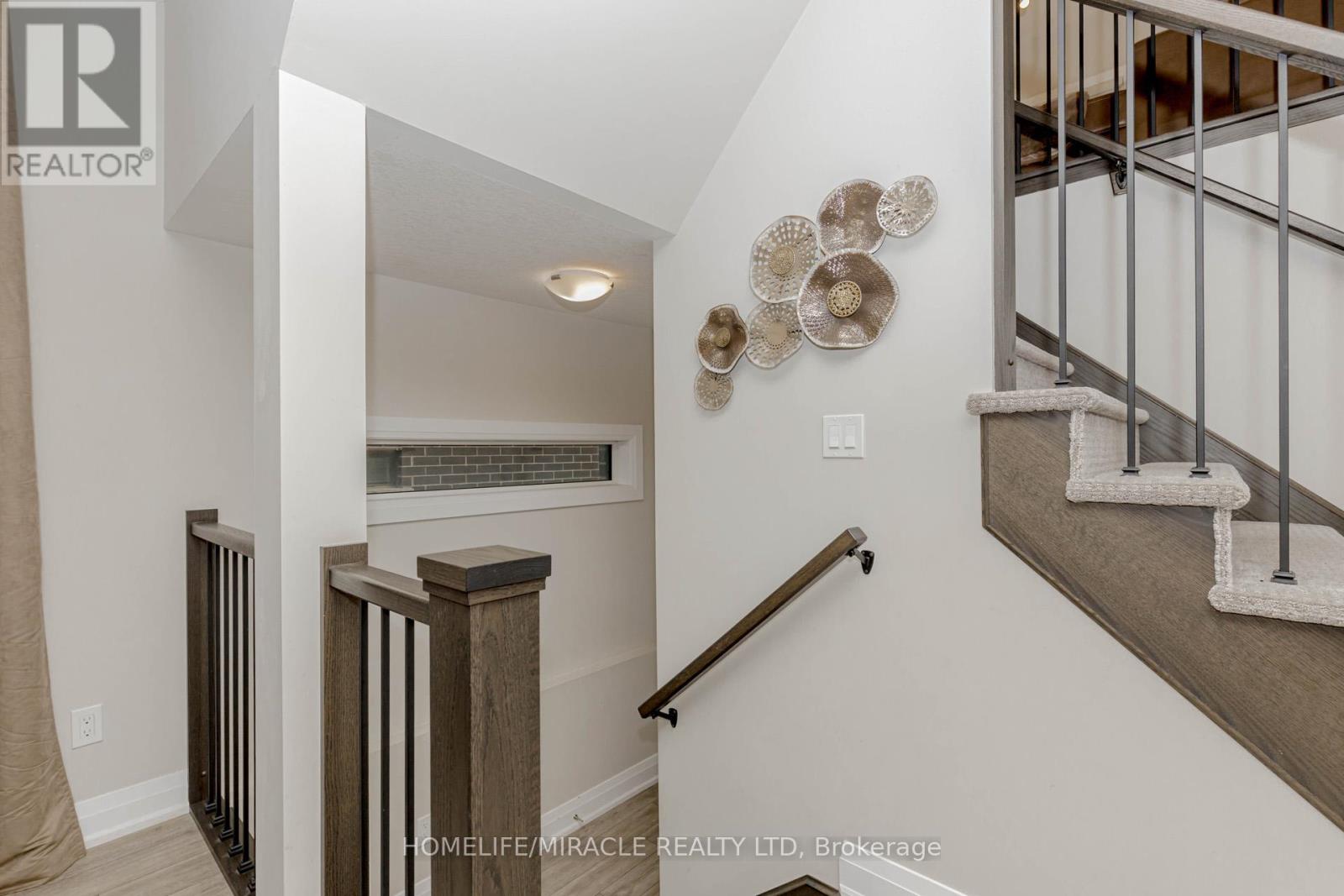 115 Monarch Woods Drive, Kitchener, Ontario  N2P 0K2 - Photo 36 - X12544612