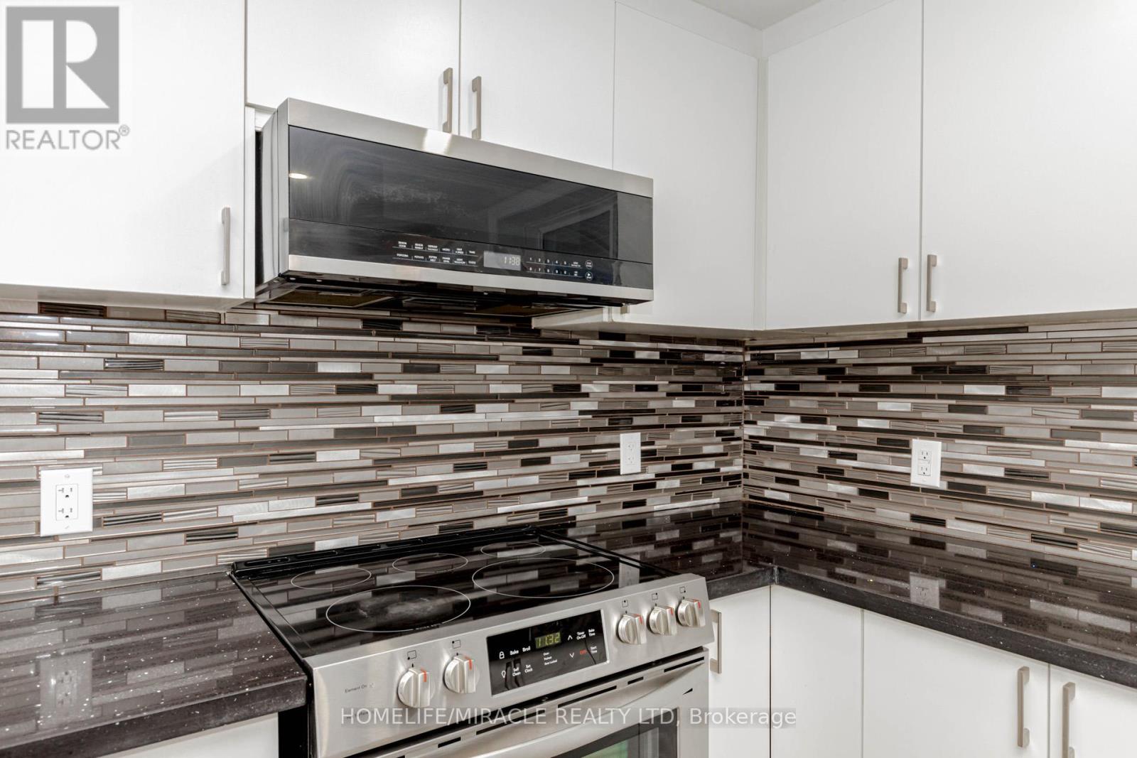 115 Monarch Woods Drive, Kitchener, Ontario  N2P 0K2 - Photo 40 - X12544612