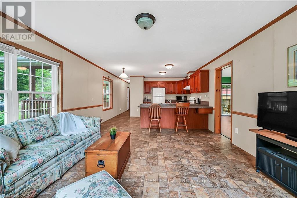 29 Courish Lane, Haldimand, Ontario N0A 1E0 - Photo 15 - X12544626