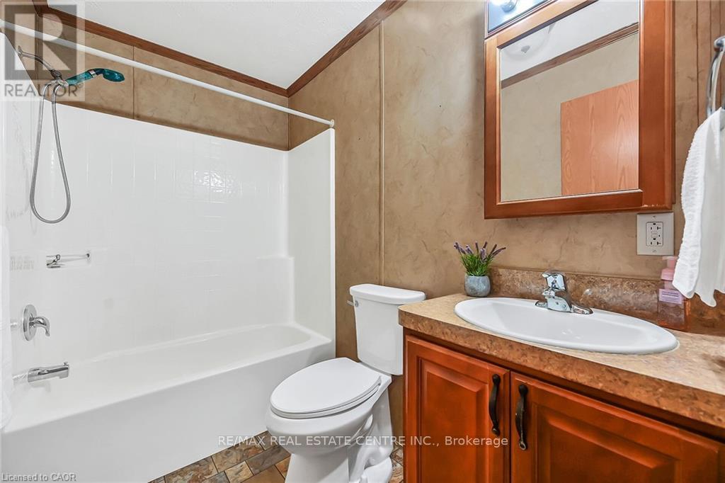 29 Courish Lane, Haldimand, Ontario N0A 1E0 - Photo 23 - X12544626