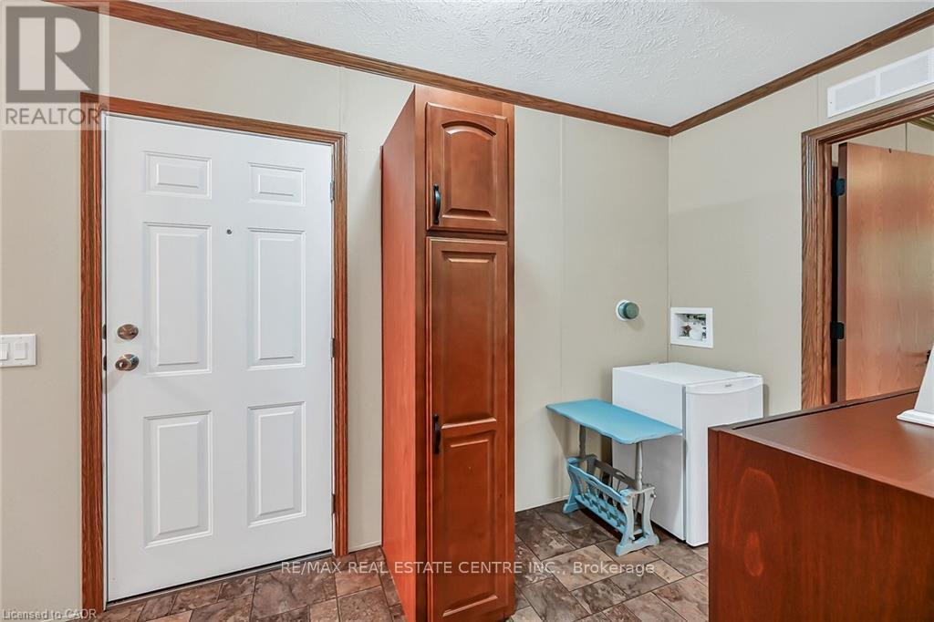 29 Courish Lane, Haldimand, Ontario N0A 1E0 - Photo 26 - X12544626