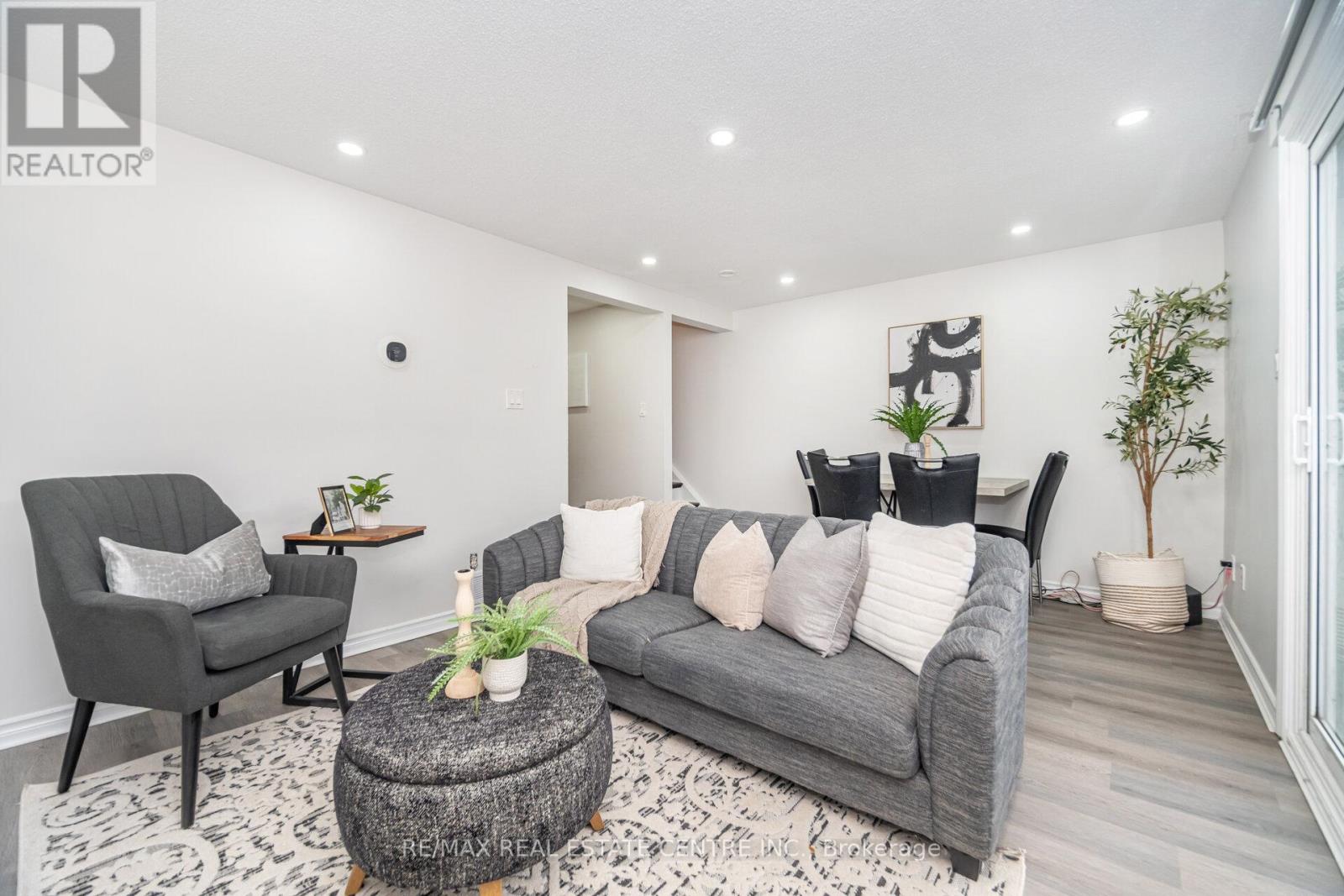 23 - 215 Glamis Road, Cambridge, Ontario  N1R 6V8 - Photo 11 - X12544644