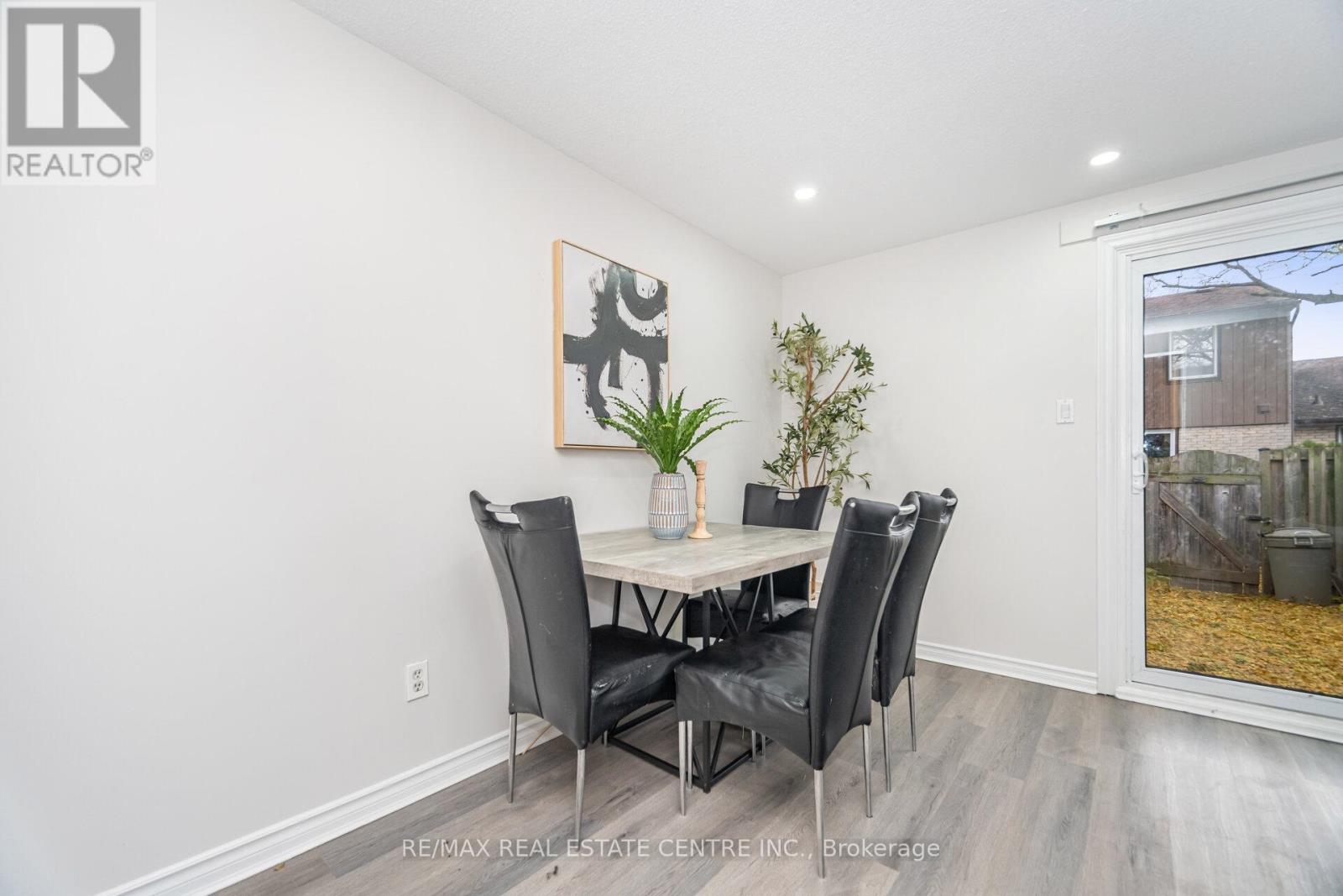 23 - 215 Glamis Road, Cambridge, Ontario  N1R 6V8 - Photo 13 - X12544644