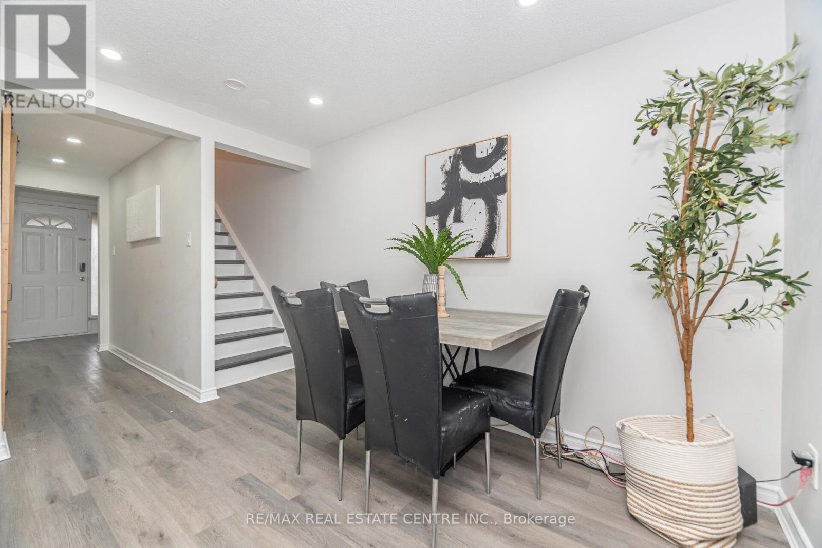 23 - 215 Glamis Road, Cambridge, Ontario  N1R 6V8 - Photo 14 - X12544644