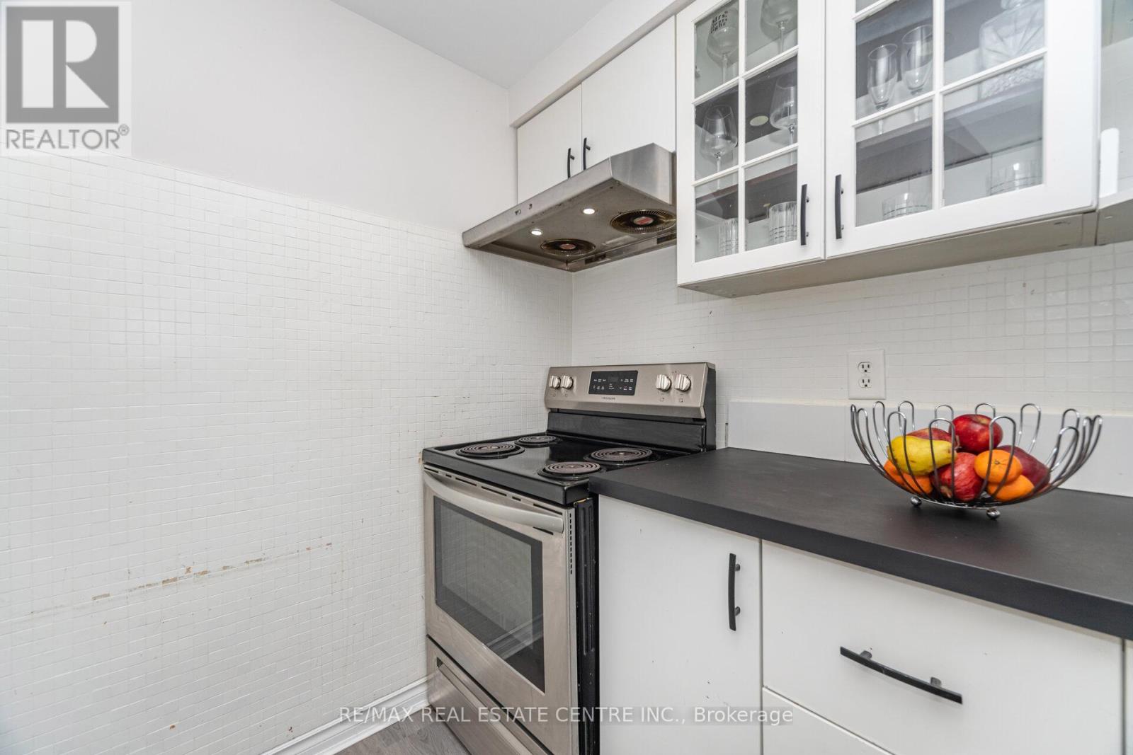 23 - 215 Glamis Road, Cambridge, Ontario  N1R 6V8 - Photo 18 - X12544644