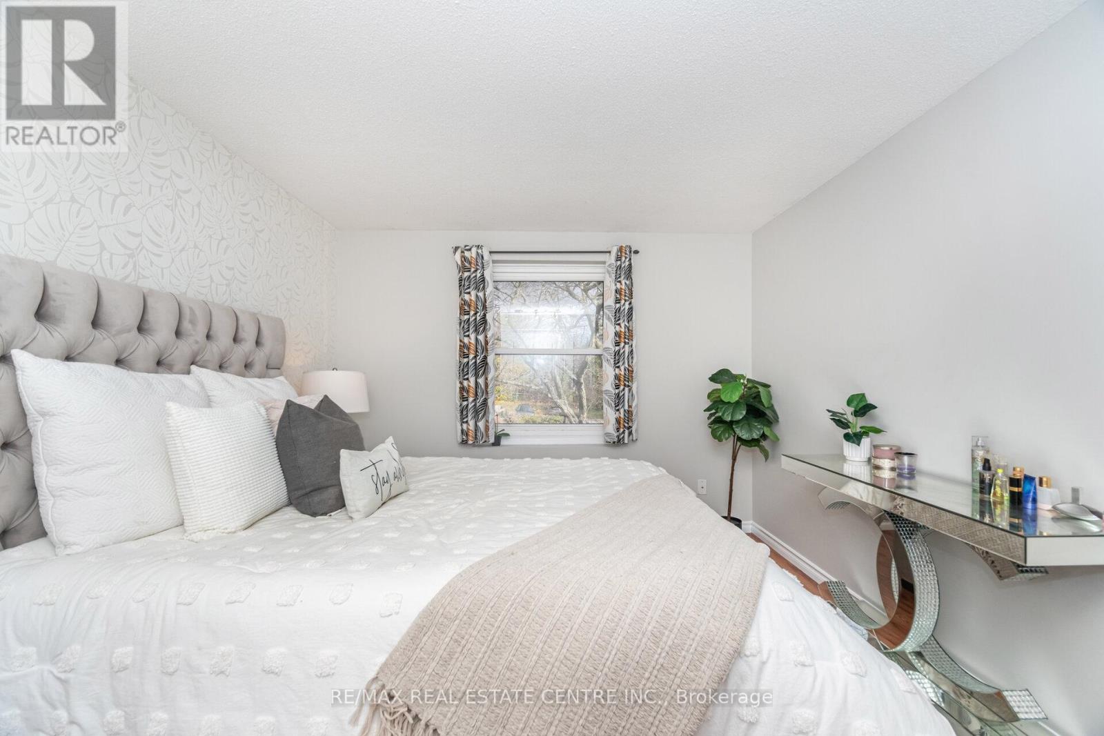 23 - 215 Glamis Road, Cambridge, Ontario  N1R 6V8 - Photo 23 - X12544644