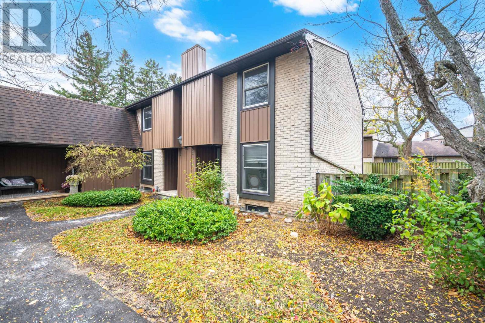 23 - 215 Glamis Road, Cambridge, Ontario  N1R 6V8 - Photo 4 - X12544644