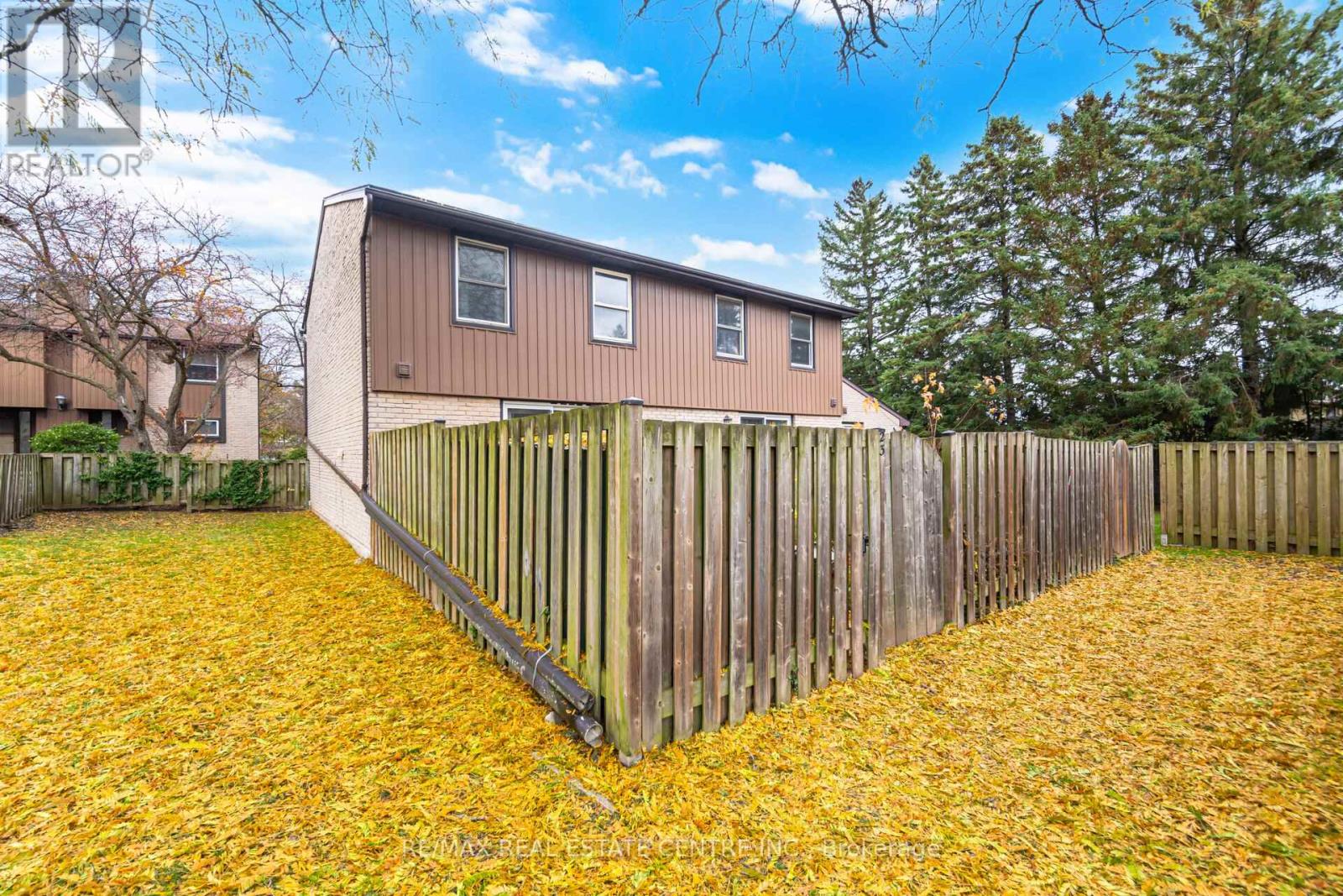 23 - 215 Glamis Road, Cambridge, Ontario  N1R 6V8 - Photo 42 - X12544644