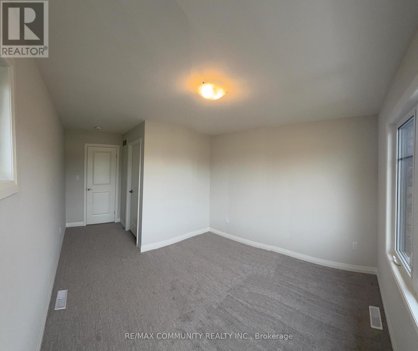 76 Acacia Road, Pelham, Ontario  L0S 1E1 - Photo 15 - X12544654