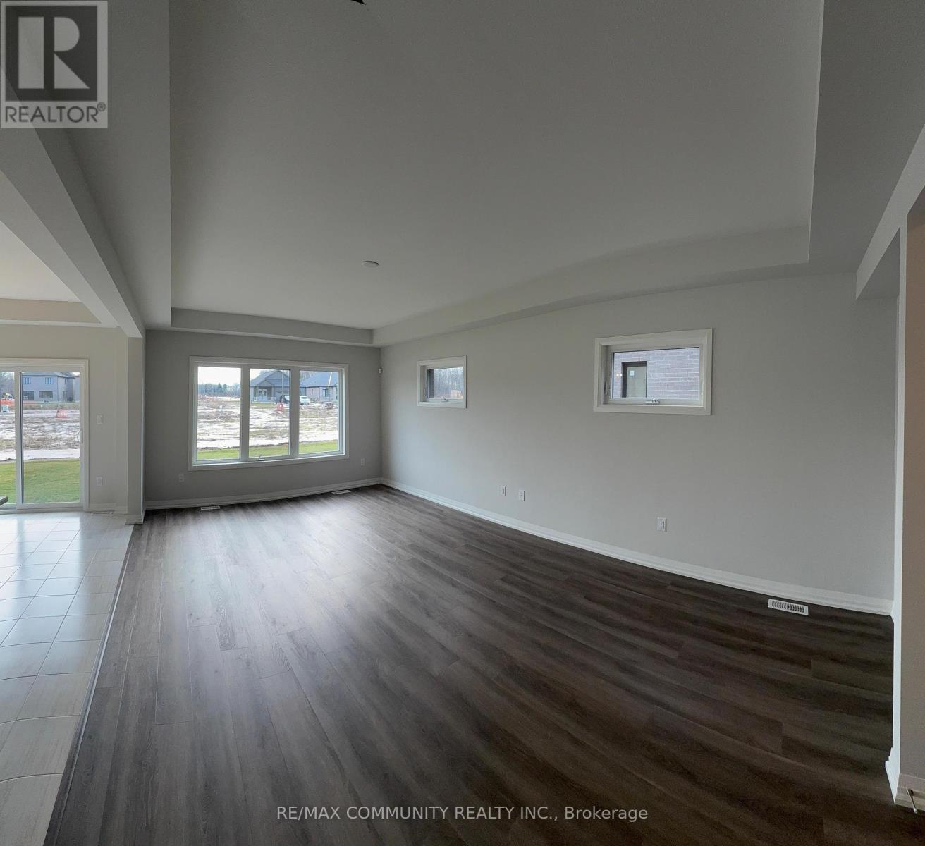 76 Acacia Road, Pelham, Ontario  L0S 1E1 - Photo 4 - X12544654