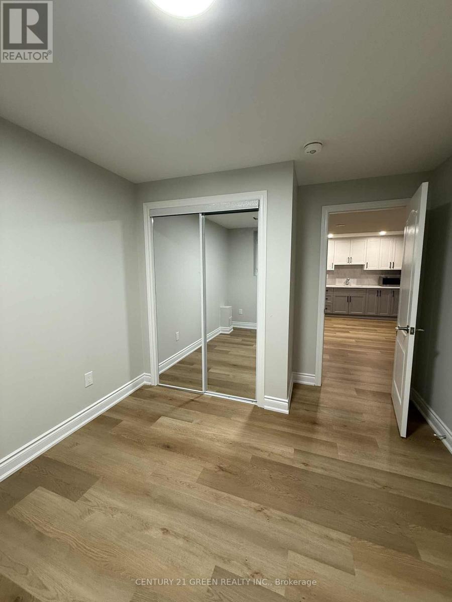 Lower - 9 Macklin Street, Brantford, Ontario  N3V 0B1 - Photo 4 - X12544672