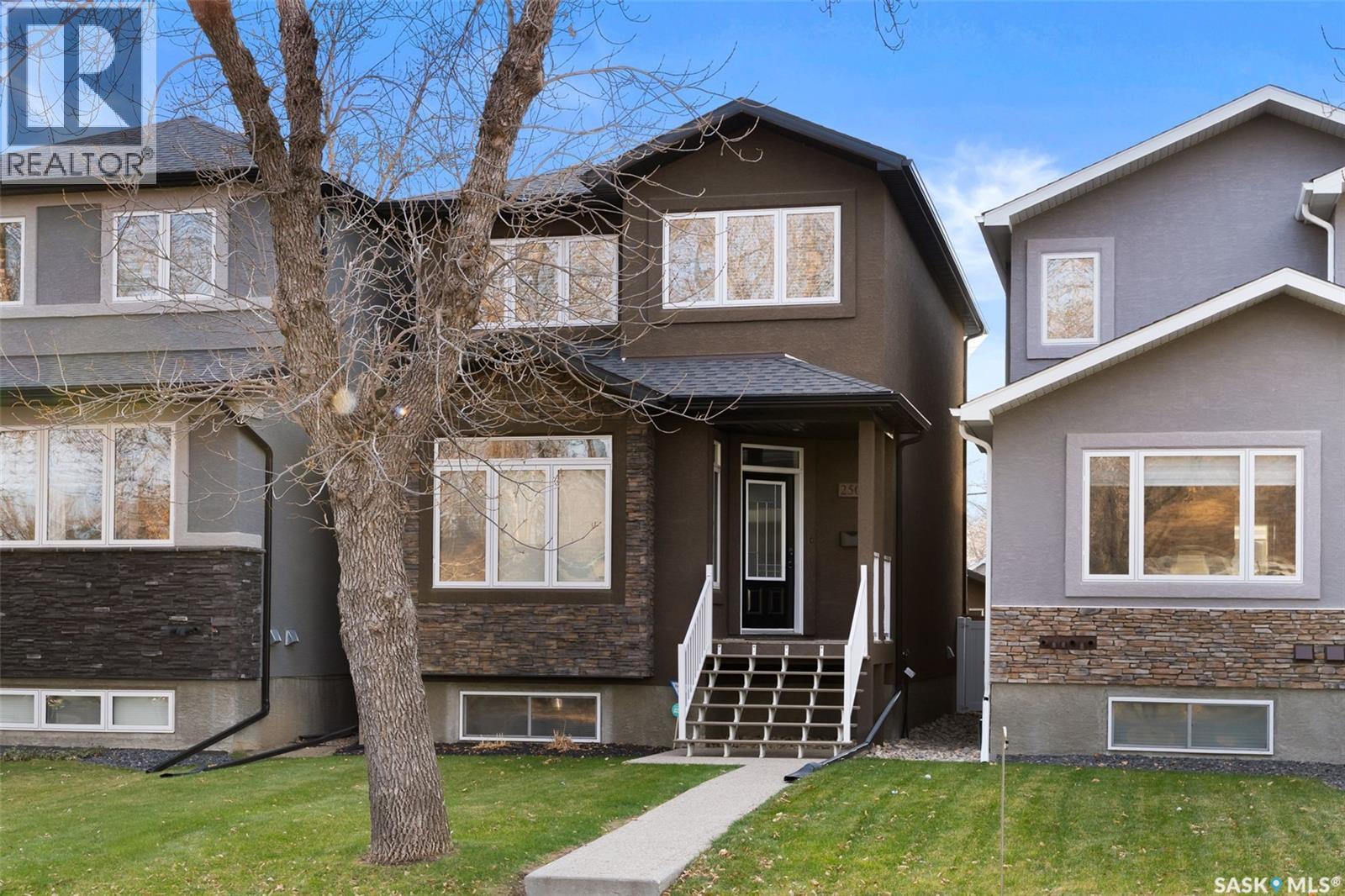 2508 Mcara Street, Regina, Saskatchewan  S4N 2W7 - Photo 2 - SK024057