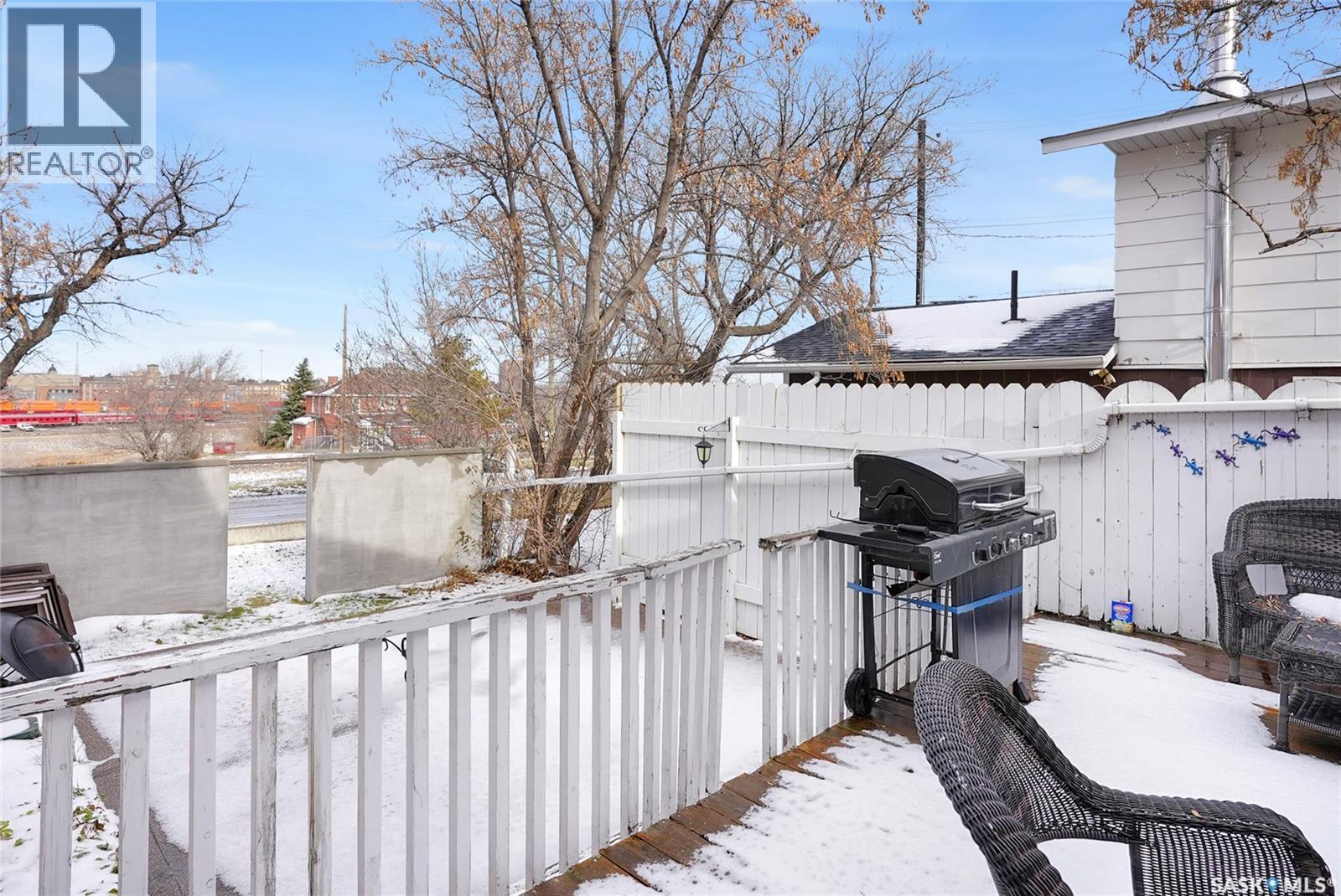 33 Home Street W, Moose Jaw, Saskatchewan  S6H 4X2 - Photo 46 - SK024018