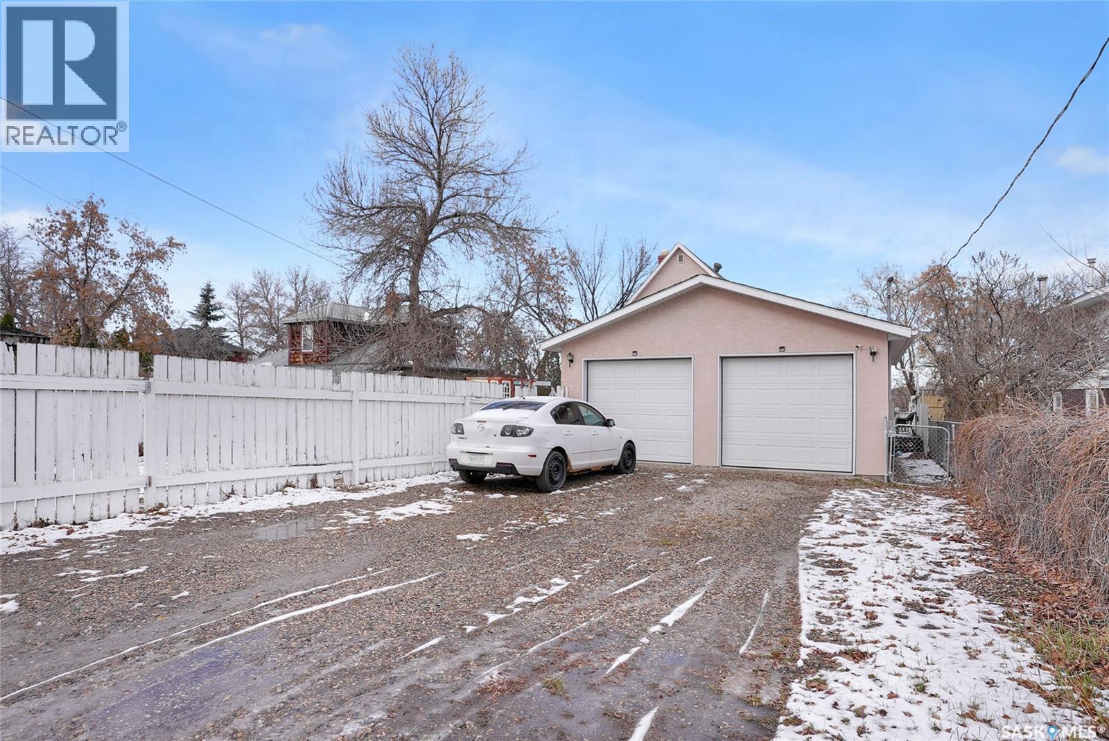 33 Home Street W, Moose Jaw, Saskatchewan  S6H 4X2 - Photo 50 - SK024018