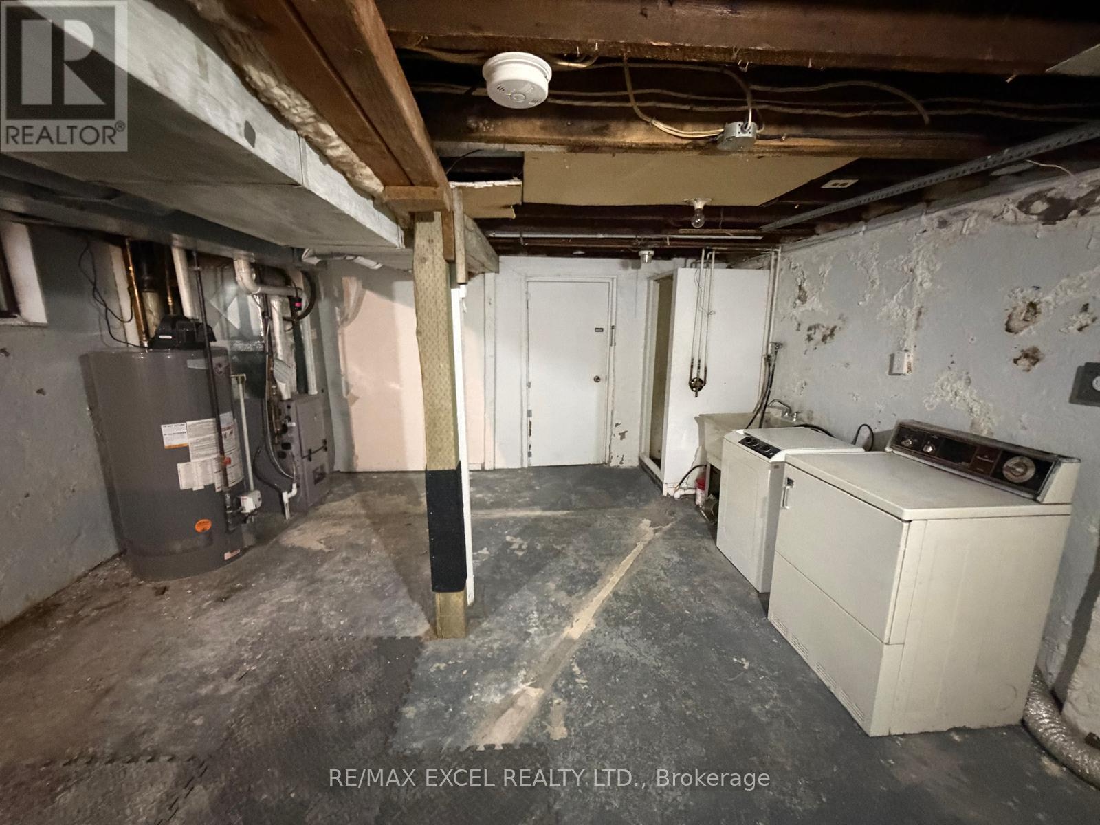 Main Flr & Bsmt, Unit A - 515 Warden Avenue, Toronto, Ontario  M1L 3Z2 - Photo 11 - E12542516